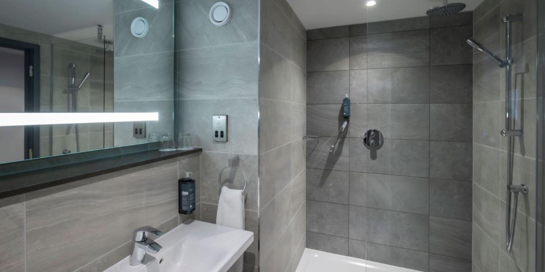 Maldron Hotel Brighton City Centre المظهر الخارجي الصورة
